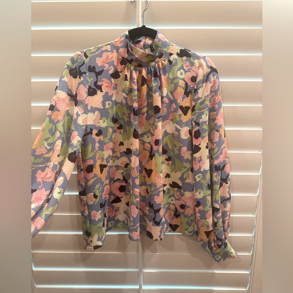 Stine Goya Floral print blouse. Size XS.